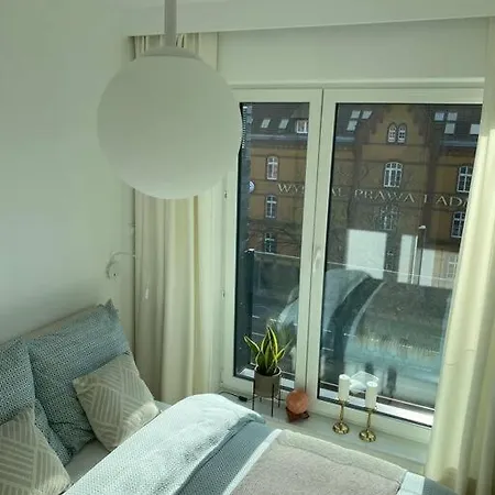 דירה Yoga - Apartament Z Garazem שצ'צ'ין